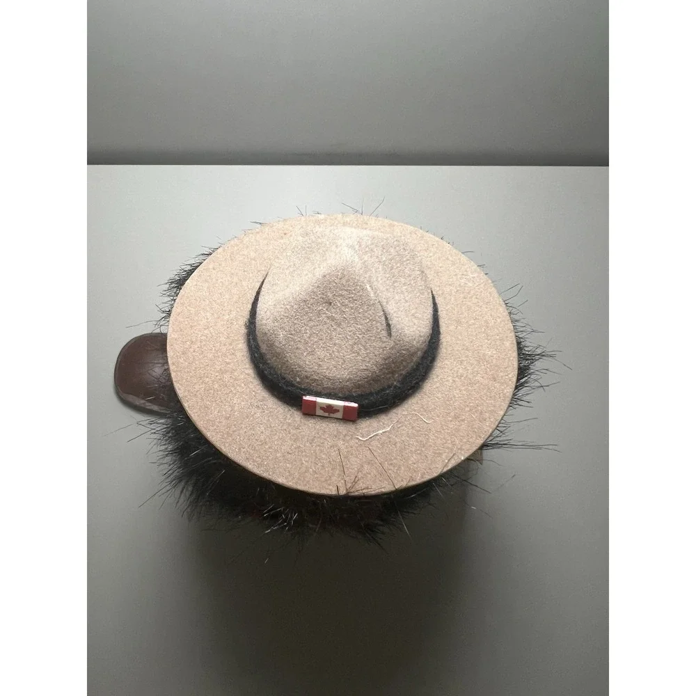 VTG Littlewood Cottage‎ Brewster Canadian Mounted Police Plush Beaver Canada NWT